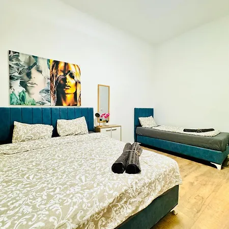 Comfortable 5Br Shared Apt 10 Minute Walk To Matzleinsdorfer Platz Vienna Exterior photo