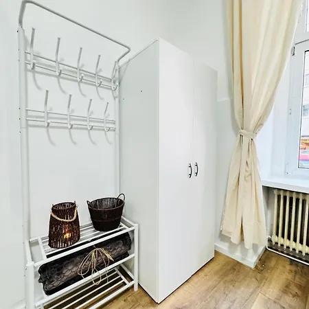 Comfortable 5Br Shared Apt 10 Minute Walk To Matzleinsdorfer Platz Vienna Exterior photo