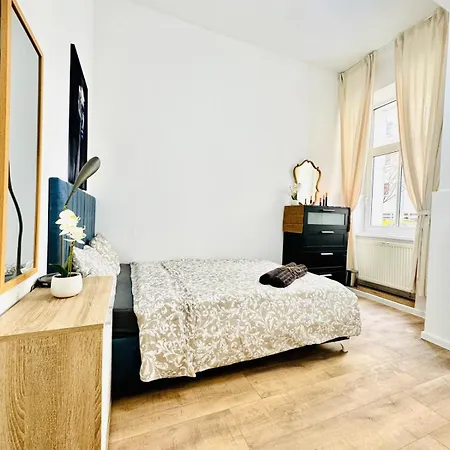 Comfortable 5Br Shared Apt 10 Minute Walk To Matzleinsdorfer Platz Vienna Exterior photo