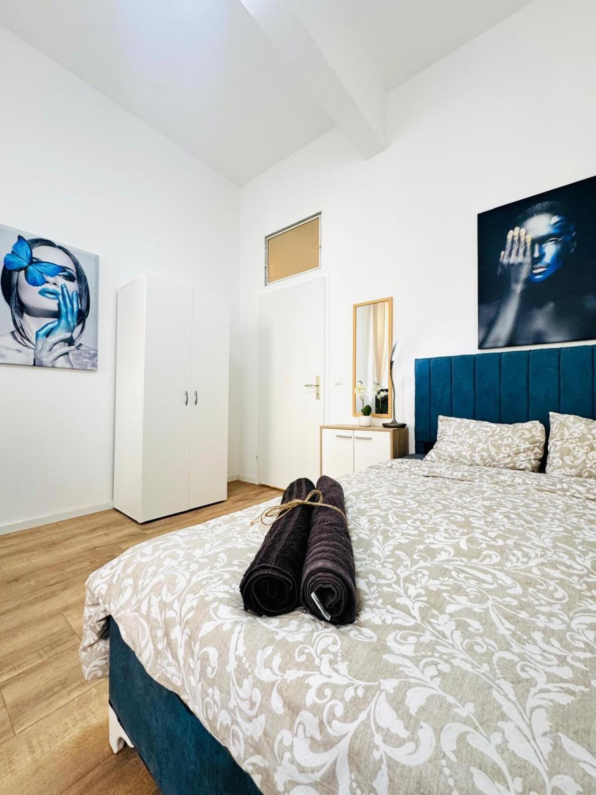 Apartament Comfortable 5br Shared 10 Minute Walk To Matzleinsdorfer Platz *